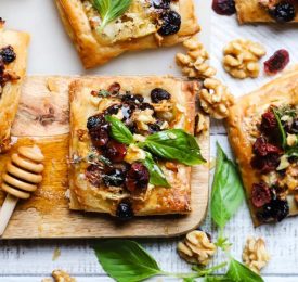 Bouchées de pâte feuilletée aux noix et au brie Par Noix de Californie